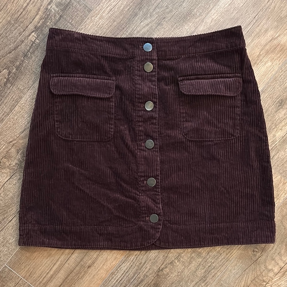 LOFT Women’s Corduroy Mini Skirt Purple Brown‎ Size 10P Patched Pockets